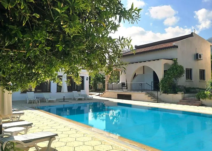 ホリデーパーク ファイブ フィンガーズ ホリデー *