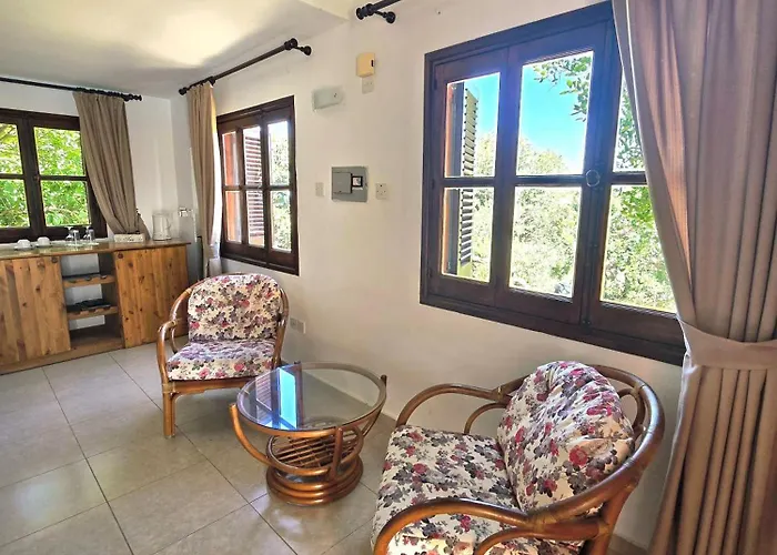 ファイブ フィンガーズ ホリデー