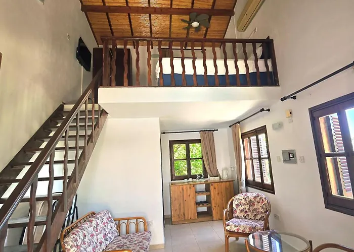 ホリデーパーク ファイブ フィンガーズ ホリデー *